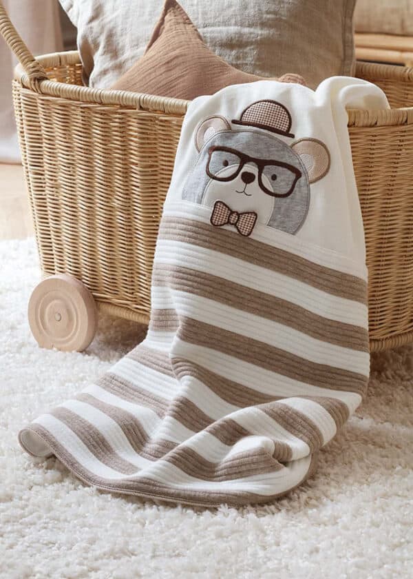 MAYORAL BABY FACE PLUSH BLANKETS 56.27 VAT Sandbox Bahamas