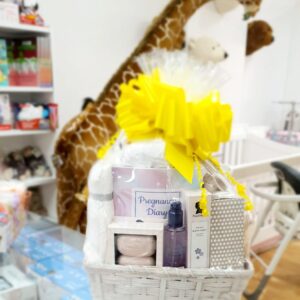 LARGE NEUTRAL BABY BASKET - $ 188.11 VAT
